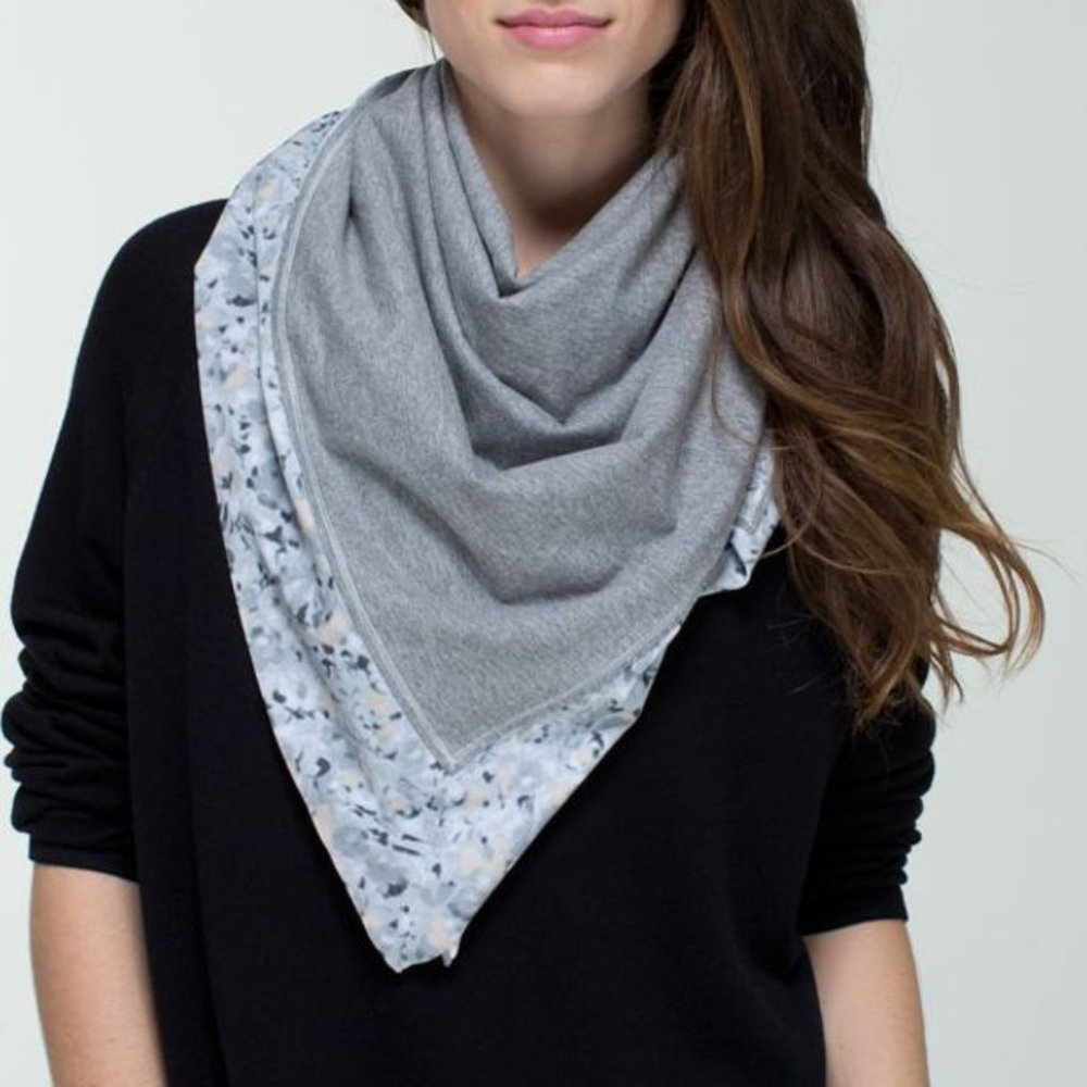 Lululemon Scarf Throw Me Over So Petite Fleur OS
